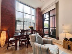 Living room- click for photo gallery